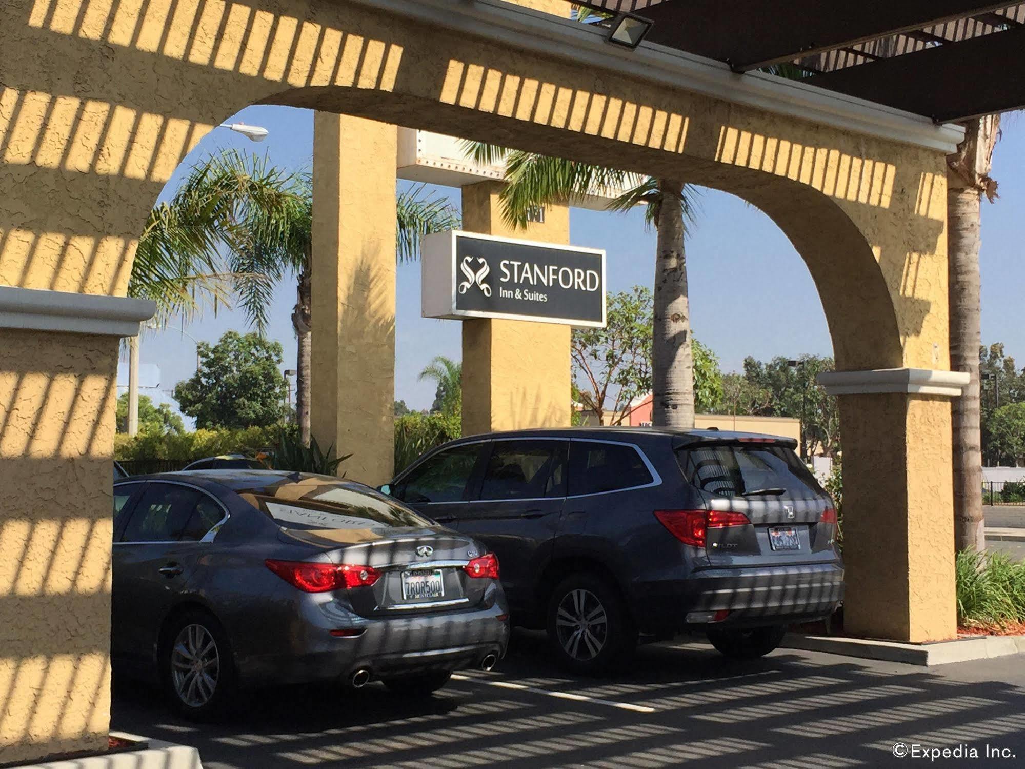 Stanford Inn & Suites Anaheim Buitenkant foto